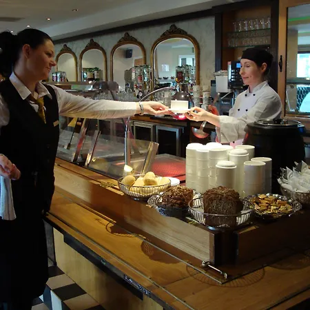 Hotell Ard Ri House Tuam