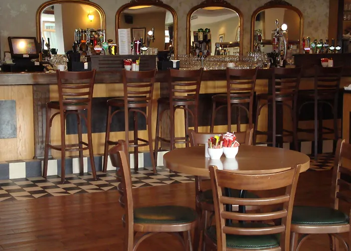 מלון Ard Ri House 3*