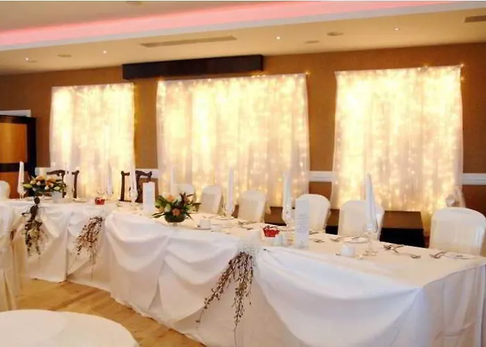 Ard Ri House 3*